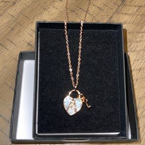 Gold and opal bracelet and necklace set